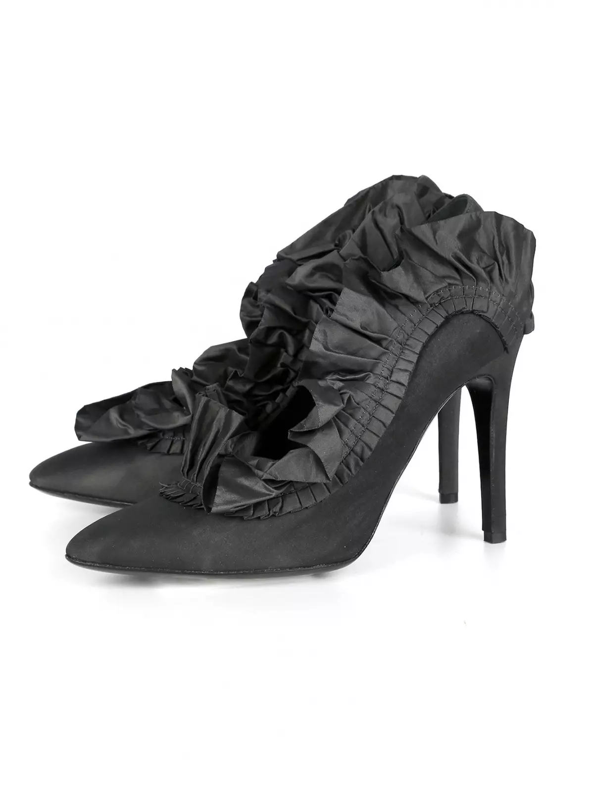 Платове обувки (32 снимки): как да се приложи дамски обувки с кърпа 2358_21
