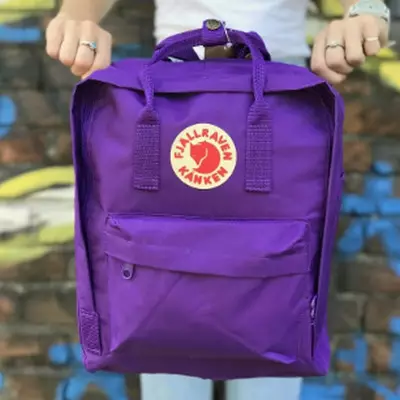 Kanken Backpacks për Shkollën: Çfarë më të mirë për të veshur në shkollë? Përmbledhje e backpacks shkollore për adoleshentët. Çfarë është më e mirë për të blerë? Backpacks në modë për vajzat 23691_8
