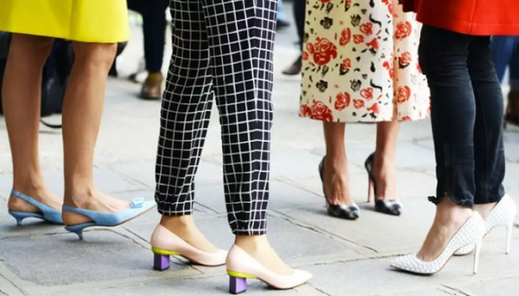 Zapatos de moda 2021 (110 fotos): ¿Cuáles son los zapatos de la mujer en moda, modelos elegantes y tendencias de moda, zapatos de calcetines, para el nuevo año? 2370_44