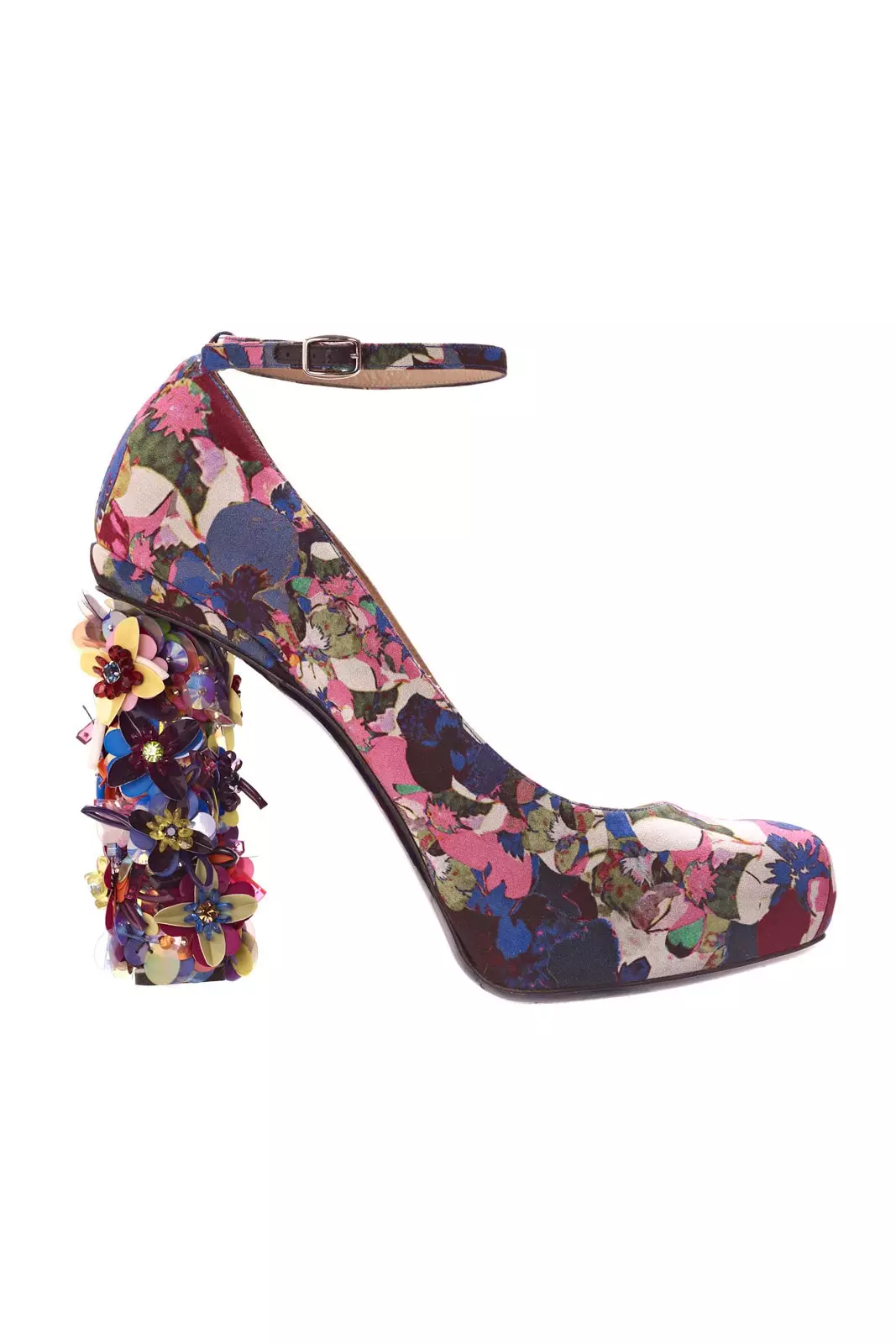 Zapatos con flores (42 fotos): Qué usar modelos femeninos con estampado floral 2381_15