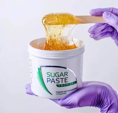 Вметни за Shugaring Aravia Professional (34 фотографии): шеќер паста со просечна густина во кертриџ, други видови, нивниот состав. Како да се користи? Осврти 23887_14
