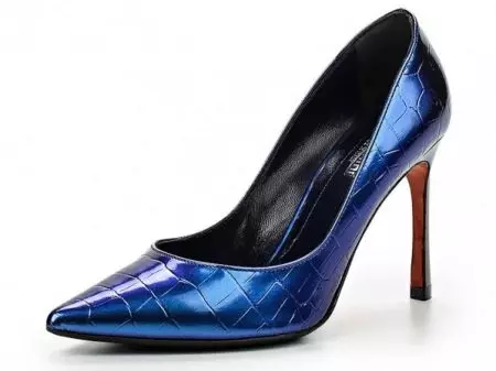 Baldinini apavi (72 fotogrāfijas): Trend sieviešu modeļi un ar kažokādu no Baldinny 2390_42