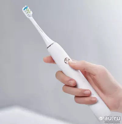 Vurdering af de bedste elektriske tandbørster: Topelektrolater til tænder, oversigt over mærker og sammenligning af modeller, de bedste børster i henhold til tandlæger 24000_25