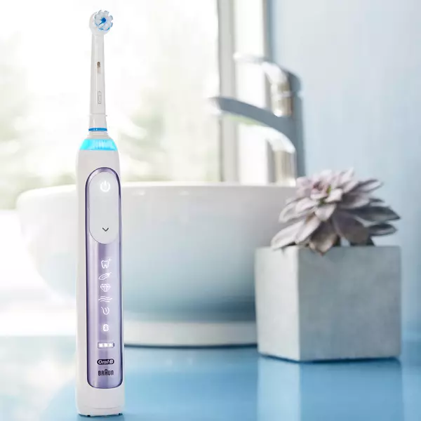Vurdering af de bedste elektriske tandbørster: Topelektrolater til tænder, oversigt over mærker og sammenligning af modeller, de bedste børster i henhold til tandlæger 24000_4