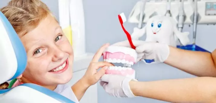 חרירי ילדים אוראלי-ב למברשות שיניים: מודלים לילדים 