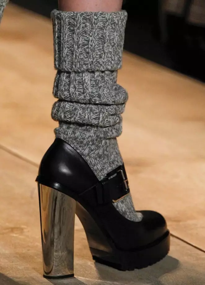 Туфлі зі шкарпетками (63 фото): модні тенденції +2021 2401_37