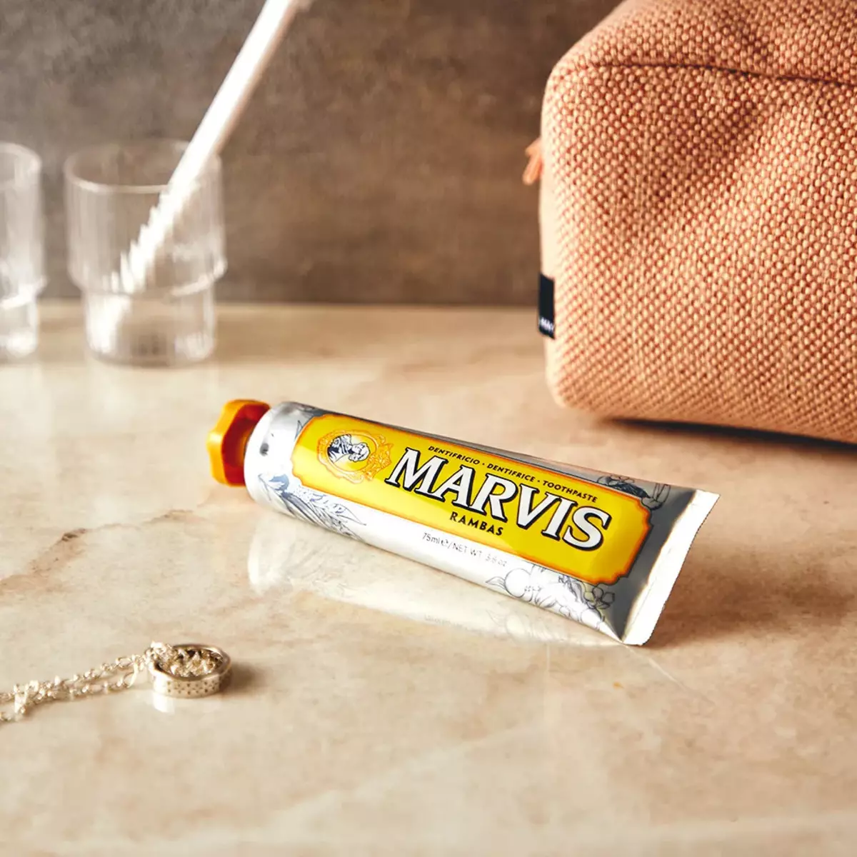 Marvis tandpasta: Italiaanse witte pasta met munt en jasmijn smaak, zonder fluor, set, compositie en beoordelingen van tandartsen 24032_8