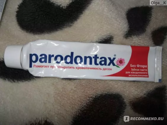 Dentifrice de Parodontax: sans fluorure pour la santé des gencives, la composition, la pâte ultra-nettoyante, la «défense complexe» et d'autres. Reviews dentaires 24077_19