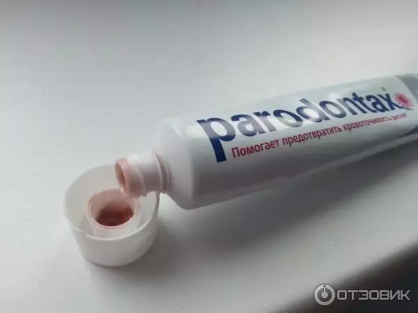 ยาสีฟันของ Parodontax: ไม่มีฟลูออไรด์สำหรับสุขภาพของเหงือกองค์ประกอบการทำความสะอาดอัลตร้า 