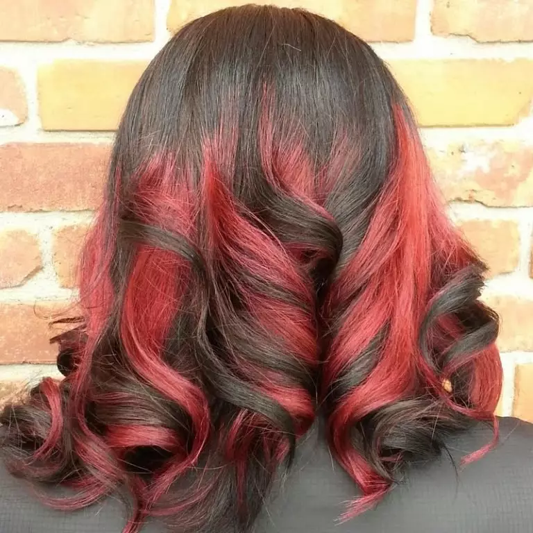 Червоне омбре (45 фото): фарбування темних і світлих волосся, омбре з червоним кольором на короткі і довгі русяве волосся 24148_14