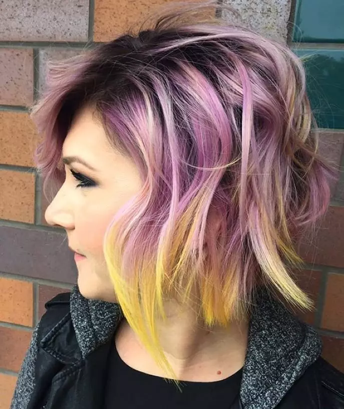 Ombre op Kare (66 foto's): Kenmerken van het kleuren van asymmetrische kapsels met verlenging en pony, as en andere ombre op dunne blonde en zwart haar 24149_17