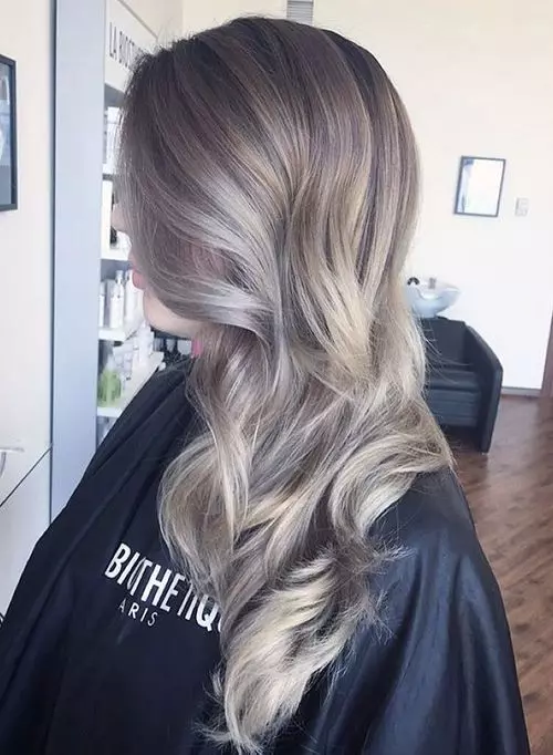 Ombre on blond hair (46 photos): staining of short and long hair, painting of the strand of medium length 24155_25
