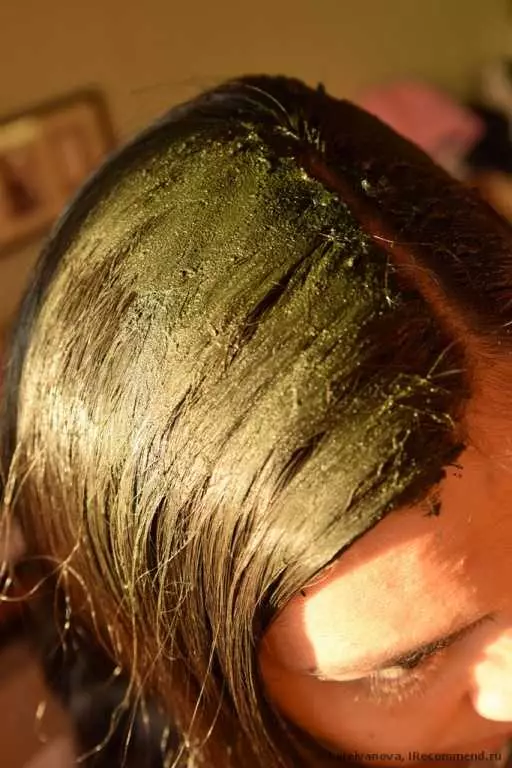 Henna đen cho tóc (21 ảnh): Có phải henna đen không? Nó cần gì cho? Làm thế nào để sử dụng nó? Đánh giá 24172_12