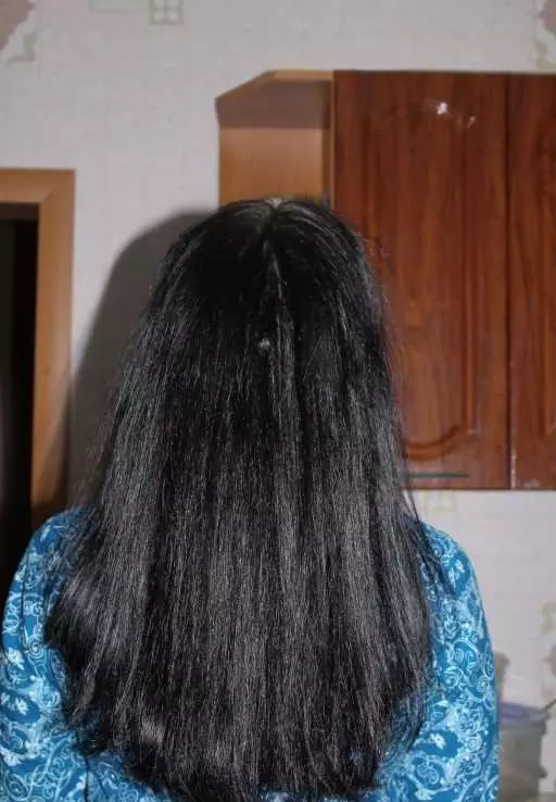 Black Henna untuk rambut (21 photos): Adakah Inai hitam? Apa yang diperlukan untuk? Bagaimana untuk menggunakannya? Ulasan 24172_19