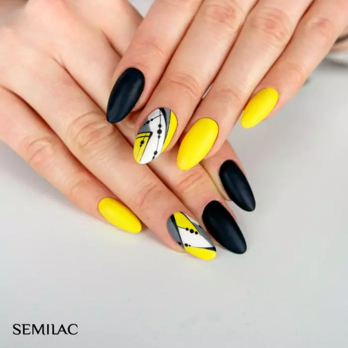 Manicure met geel gel lak (55 foto's): Sinus-geel kleur spyker ontwerp en nuwigheid manicure in die lig geel toon met turkoois 24213_17