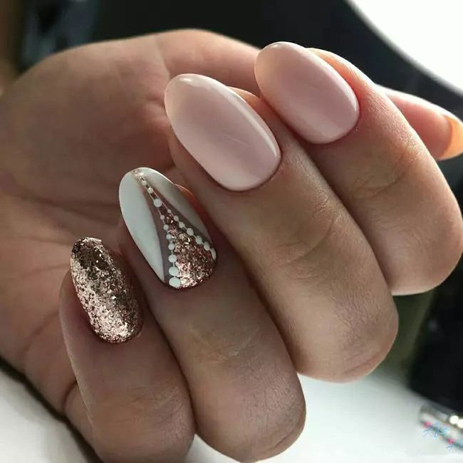 Manicure Gel Laca nga adunay Seequins (93 Mga Litrato): Design sa Itom ug Pula nga Mga Kalansang nga adunay usa ka nag-inat nga shimmer. Giunsa pagpahamtang ang pink o transparent sparkles? 24233_9