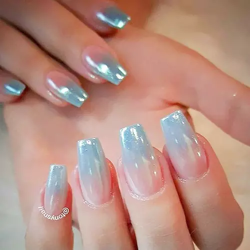 Manicure ກັບ Wiper Gel Lacquer (91 ຮູບ): ວິທີການໃຊ້ Wipging ໃສ່ varnish ສີດໍາຫຼືສີຂາວ? ການອອກແບບເລັບແດງແລະສີບົວ 24237_89