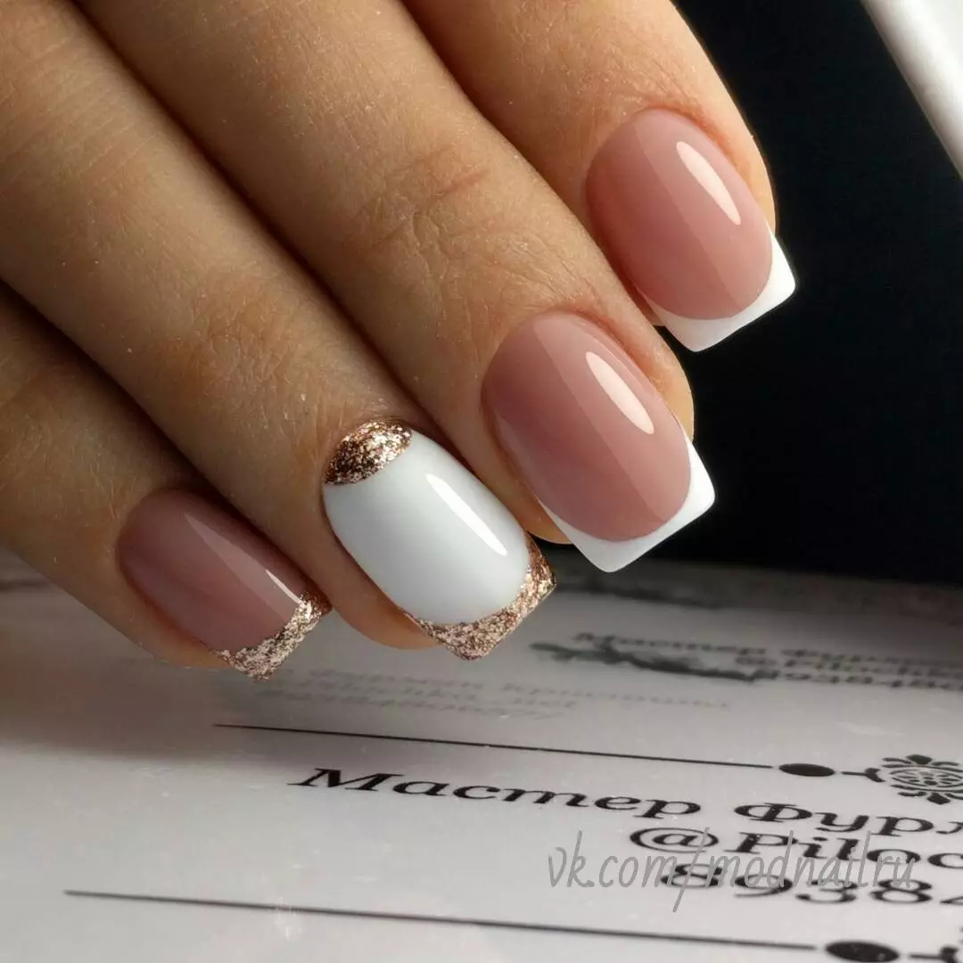 Francuski manicure żel-lakier (144 zdjęć): Jak zrobić w domu, nowe produkty i modne opcje powlekania 2021. White Reverse francuski na naturalnych paznokciach 24246_41