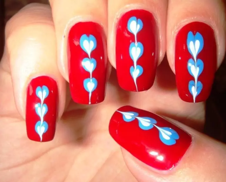 Simple drawings on nails with gel varnish for beginners (99 photos): How to draw simple patterns at home? The easiest manicure options 24251_33