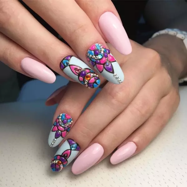 Flors en les ungles amb laca de gel (63 fotos): com dibuixar roses a pas gela-laca humida a pas? Idees de disseny de manicura 24259_14