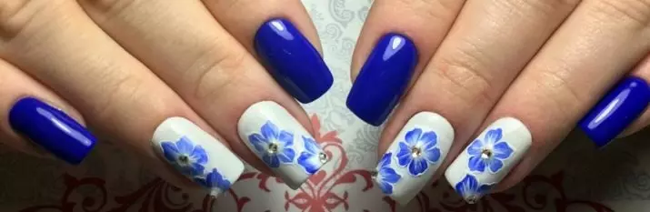 Flors en les ungles amb laca de gel (63 fotos): com dibuixar roses a pas gela-laca humida a pas? Idees de disseny de manicura 24259_29