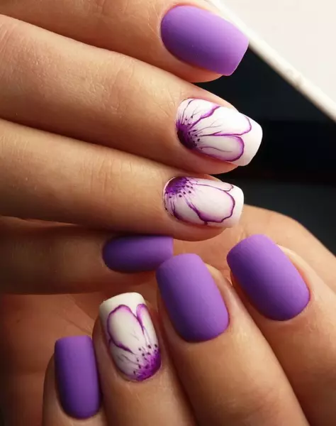 Flors en les ungles amb laca de gel (63 fotos): com dibuixar roses a pas gela-laca humida a pas? Idees de disseny de manicura 24259_8