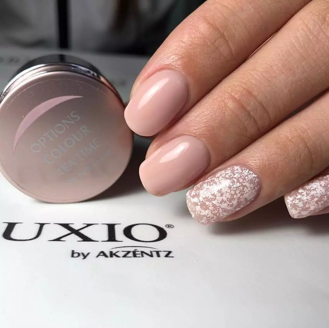 Гель-лак Luxio (70 фото): склад і палітра кольорів. Як виглядає покриття Blush на нігтях? Відгуки майстрів 24262_70