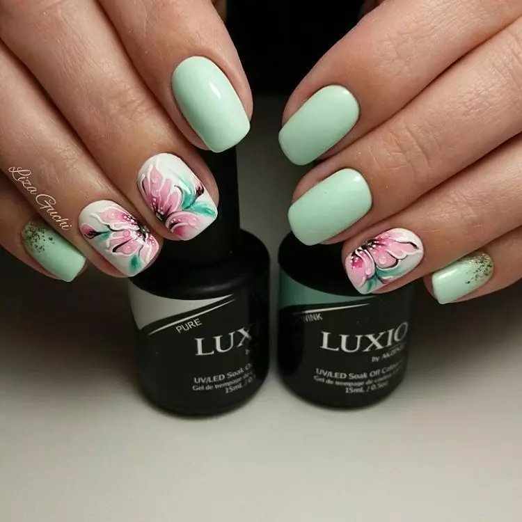 Гель-лак Luxio (70 фото): склад і палітра кольорів. Як виглядає покриття Blush на нігтях? Відгуки майстрів 24262_8