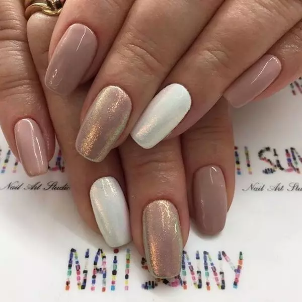 Body manicure: (55 photos): Matte design of short nails with varnish of corporal color, manicure under the tan with a pattern and sparkles 24379_18