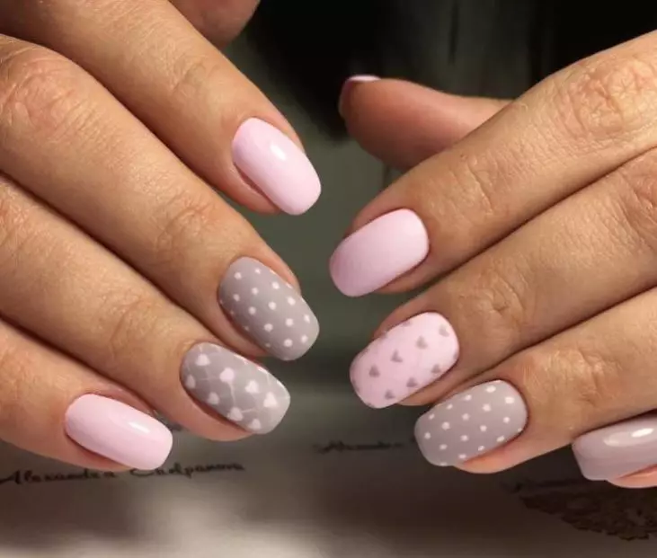 Light Matte Manicure (52 φωτογραφίες): Σχεδιασμός νυχιών σε φωτεινά χρώματα 24380_20