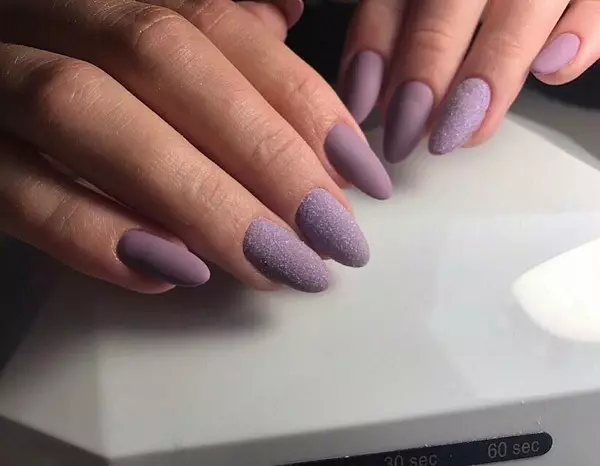 Manicura lleugera Matte (52 fotos): disseny d'ungles de colors brillants 24380_28