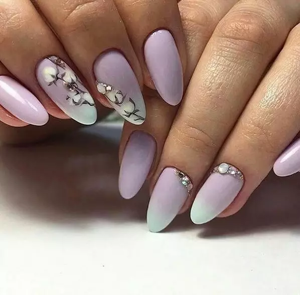 Manicura lleugera Matte (52 fotos): disseny d'ungles de colors brillants 24380_4