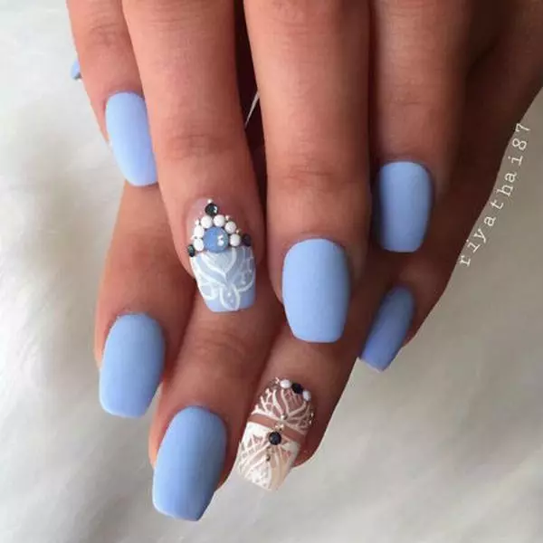 Manicura lleugera Matte (52 fotos): disseny d'ungles de colors brillants 24380_43