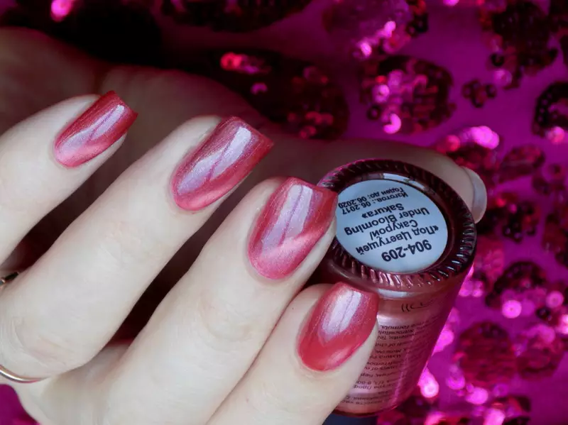 Manucure rose vif (63 photos): design des ongles avec des couleurs acides et néon 24387_23