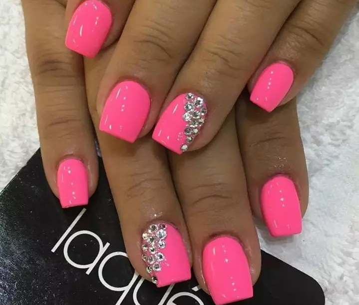 Bright Pink Manicure (63 Billeder): Nail Design med sure og neonfarver 24387_9