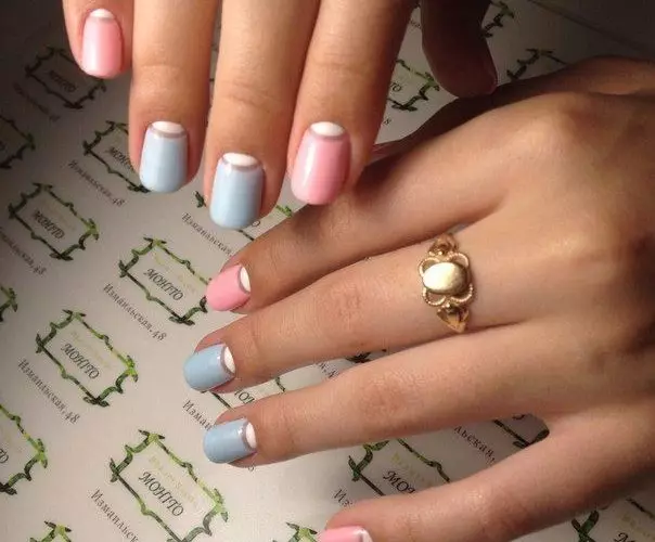 Manicure w kolorze różowym i niebieskim (65 zdjęć): Projektowanie paznokci z gradientem w kolory różowo-niebieski 24395_22