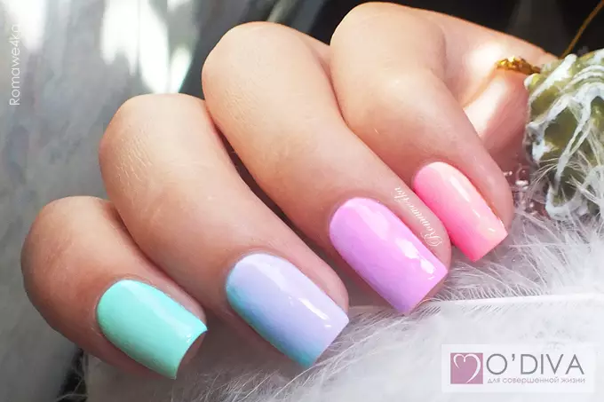 Manicure na cor rosa e azul (65 fotos): Projeto de unhas com gradiente em cores rosa-azuis 24395_58