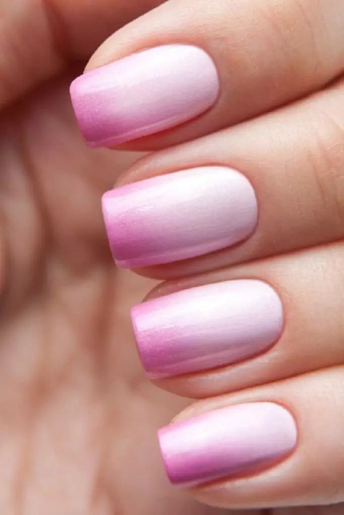 Pink Manicure nga adunay Gradient (38 Mga Litrato): Mga ESPIRION SA PAMAAG SA OMBRE 24396_10