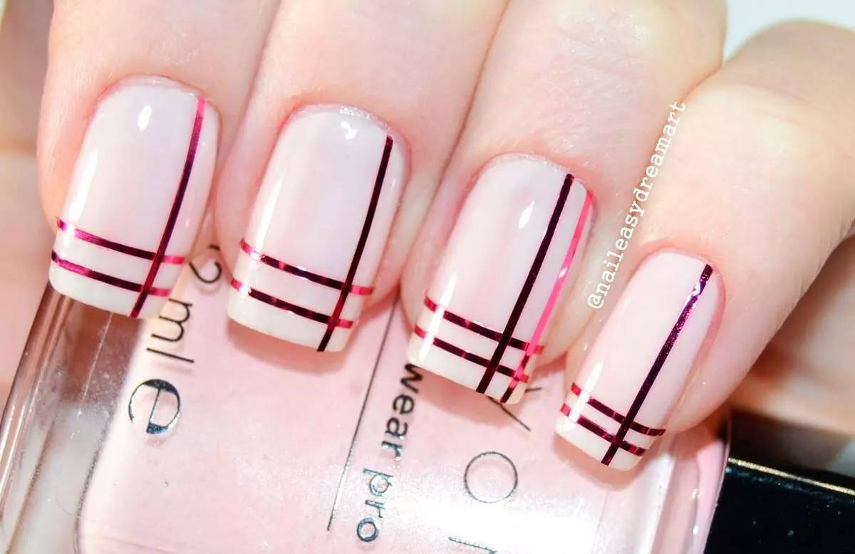 Pálido manicura rosada (62 fotos): diseño de uñas con barniz rosa claro y varillas 24398_56