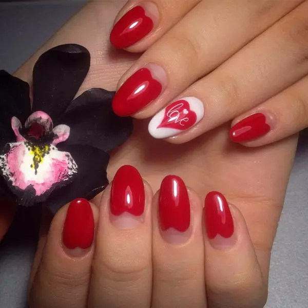 Red Moon Manicure (51 gambar): Reka bentuk kuku merah dengan paru-paru putih dan rhinestones 24406_44