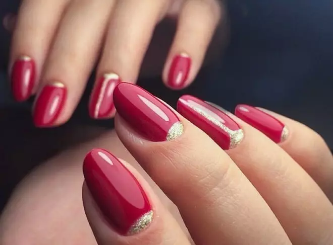 Long Red Nails (32 foto): idee di design manicure 24409_18