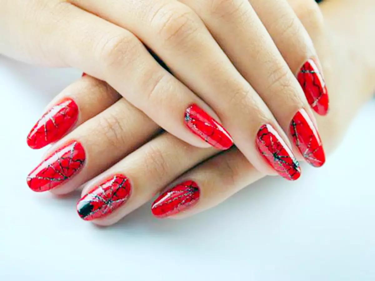 Lange røde negle (32 billeder): Manicure design ideer 24409_2