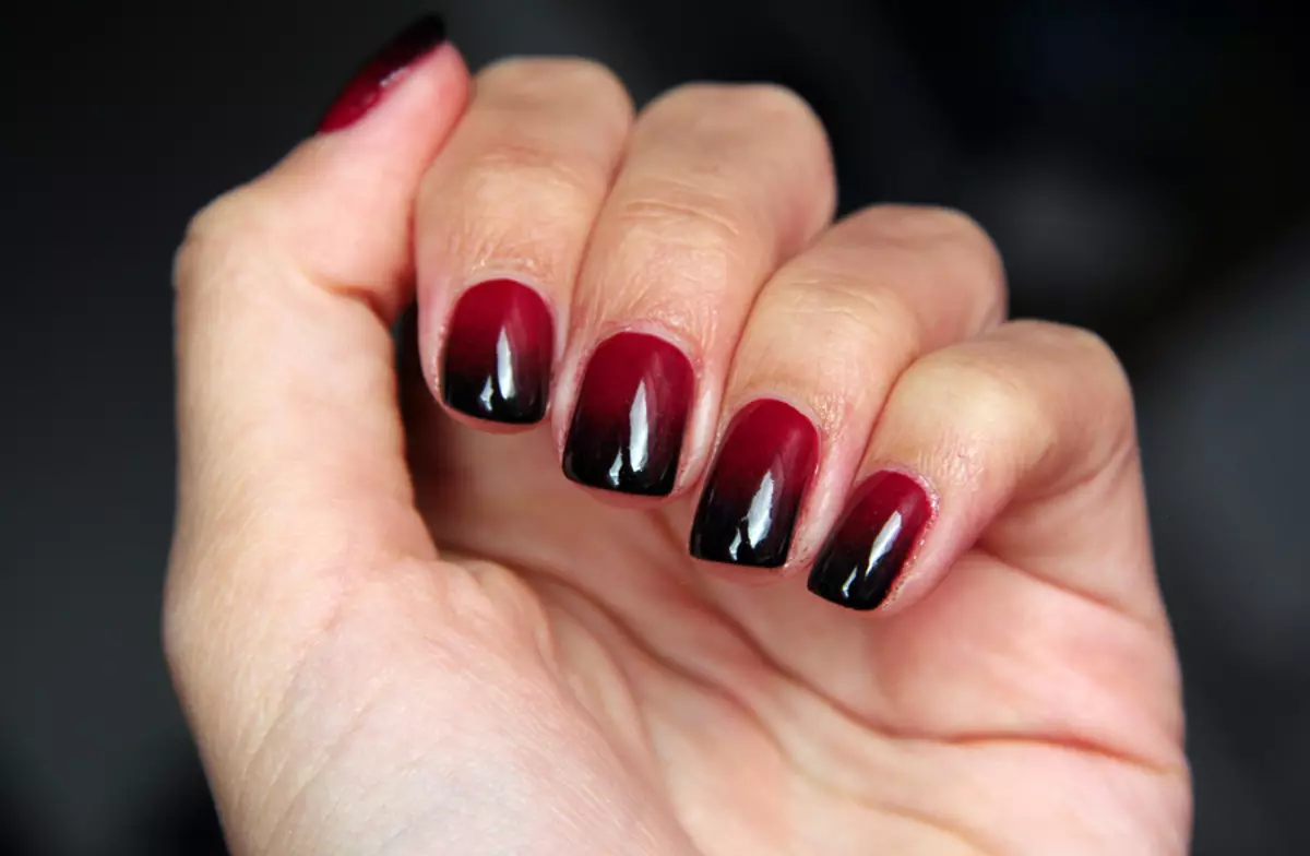 De ideeën van Red Manicure (72 foto's): Mooie en stijlvolle nagels 