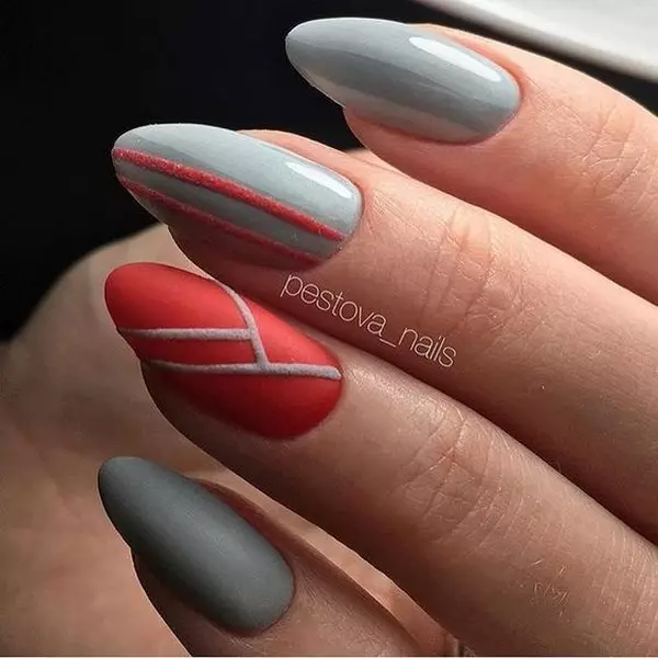 Red Manicure (156 photos): Design of square nails with red and beige varnish, novelties of the summer manicure in combination of red with gray and green 24419_101