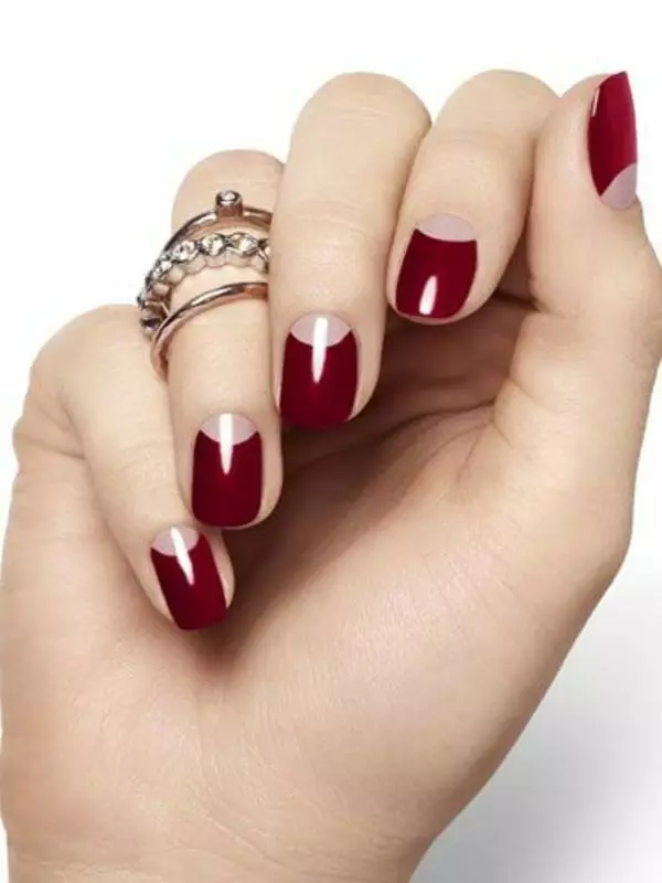 Manicure Merah Dark (40 Foto): Pilihan Reka Bentuk Kuku Cantik 24421_15