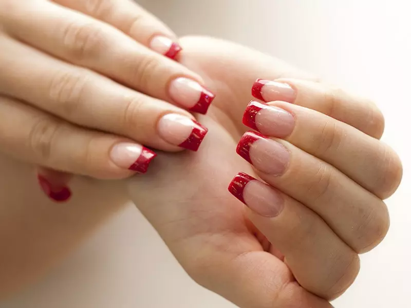 Dark Red Manicure (40 foto): Belle opzioni di design per unghie 24421_17