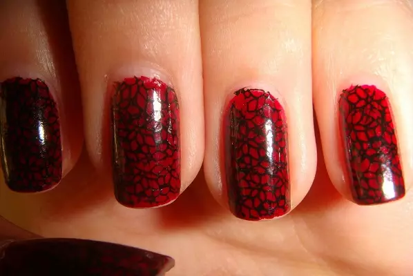 Dark Red Manicure (40 foto): Belle opzioni di design per unghie 24421_36