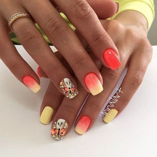 Manicura amarela vermella (32 fotos): deseño de uñas con laca amarela 24422_7