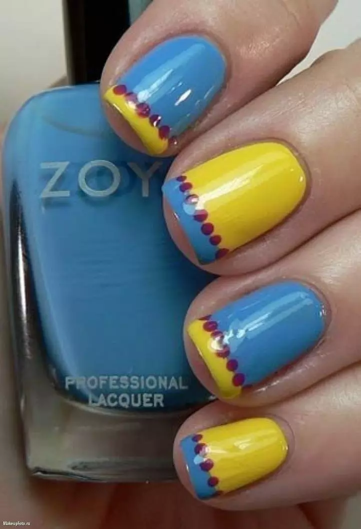 Amarelo con manicura azul (43 fotos): deseño de uñas con verniz en cores brillantes 24433_14