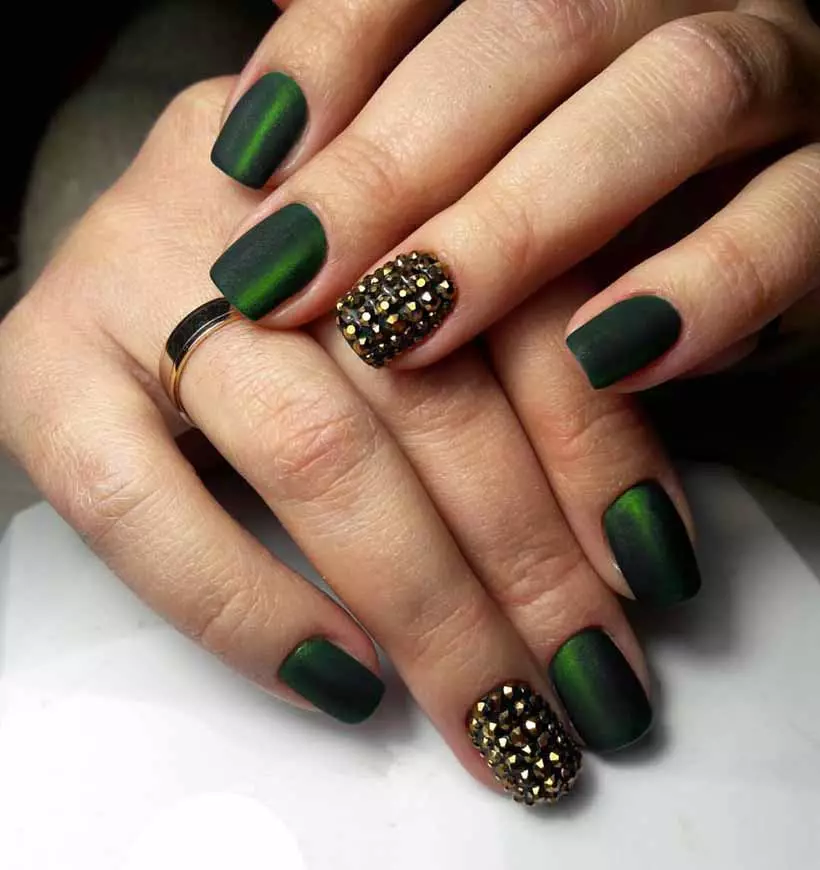 Green Manicure 